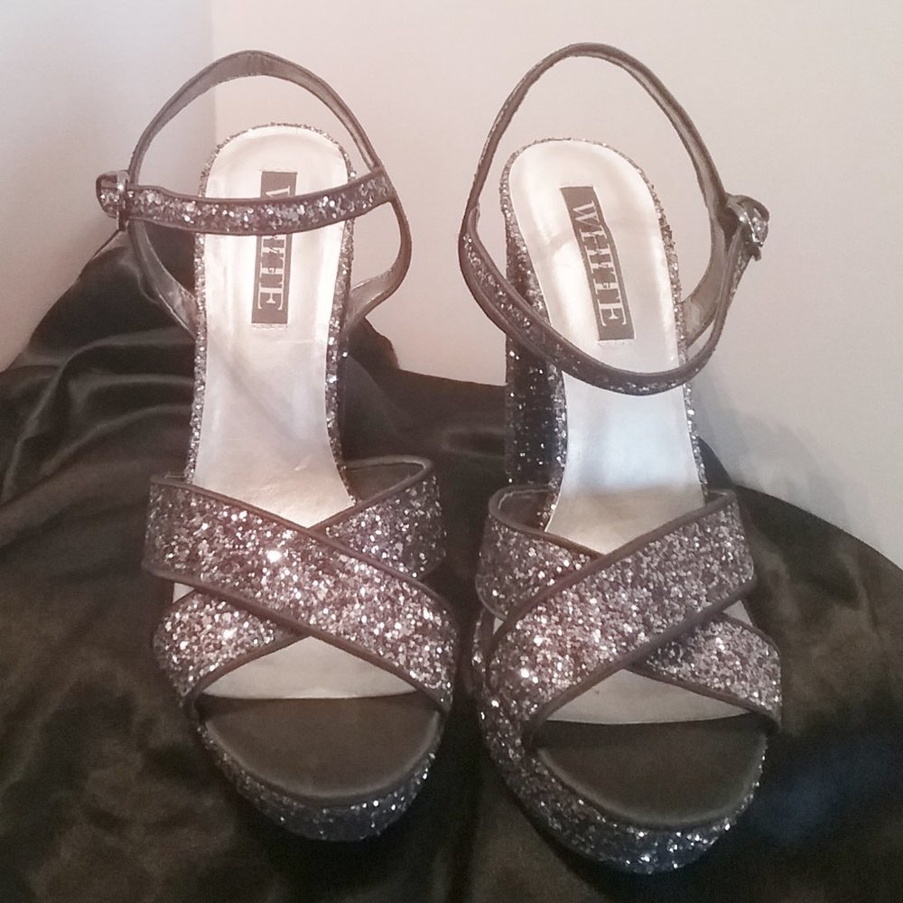 Vera Wang White  silver heels